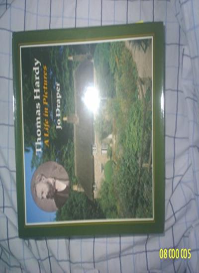 Thomas Hardy: A Life in Pictures
