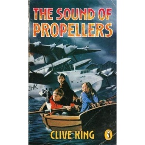The Sound of Propellers (Puffin Books)