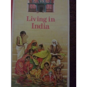 Living in India (Pocket Worlds)