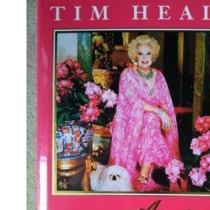 A Life of Love: Barbara Cartland